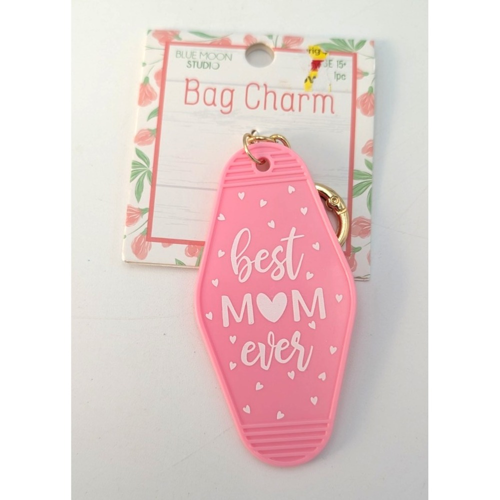 Blue Moon Studio NWT Best Mom Ever Bag Charm Hotel Key Chain Pink Heart Retro